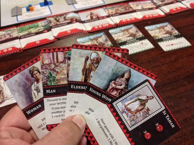 Un exemple de main de départ de cartes de The Red Burnose