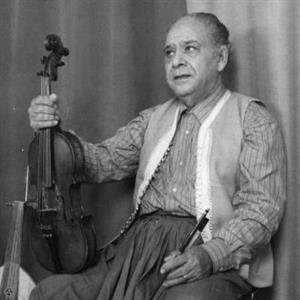 Listen to Hadj Mohamed Tahar Fergani - Bacheraf Maya